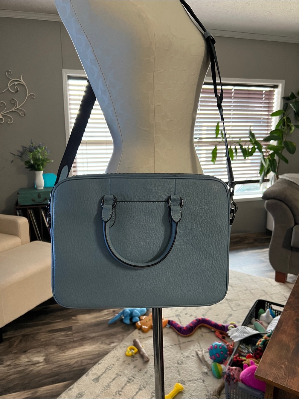 Coach pebbled Leather Laptop bag 15” - Picture 2 of 4